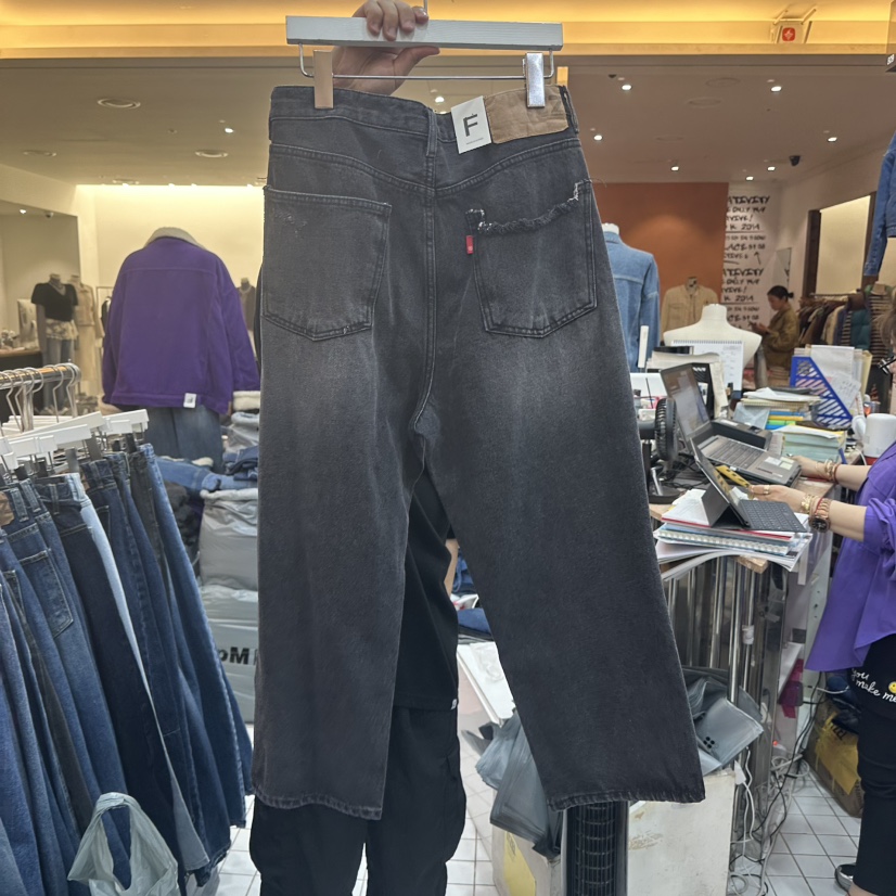 ITZEL韓國代購㊣女裝新品熱賣真品25秋冬時尚休閑推薦牛仔褲ITZEL牛仔褲