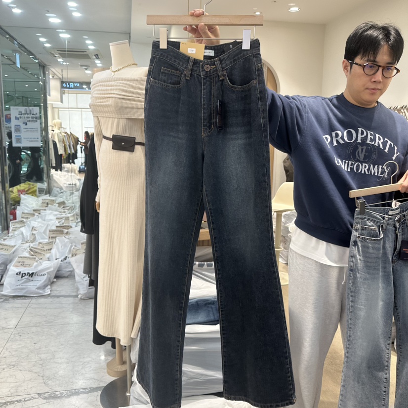 MAGNOLIA36-L韓國直郵㊣女士新品25秋冬真品人氣推薦牛仔褲MAGNOLIA36-L牛仔褲圖色2