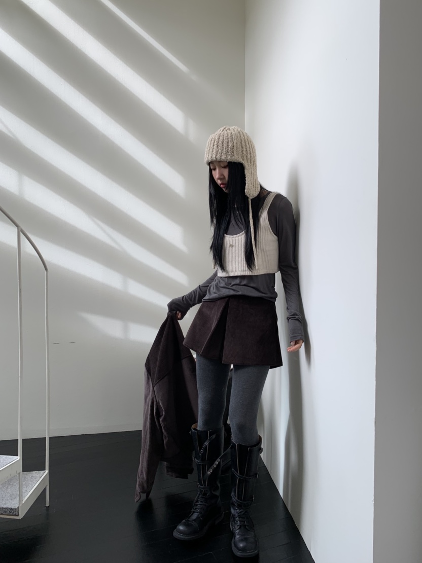 MURMUR韓國直郵㊣女裝新款人氣25秋冬熱賣推薦時尚短褲燈芯絨MURMUR短褲