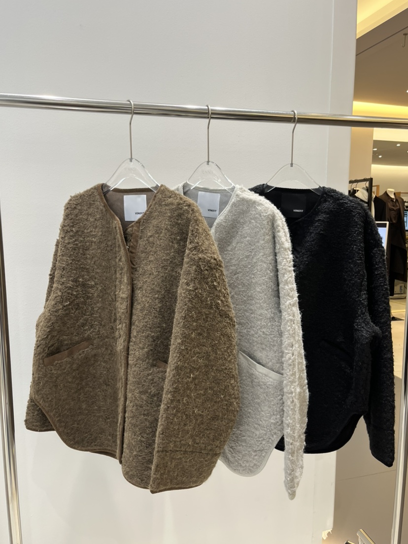 JENNIE東大門㊣實拍女士新品時尚職業推薦熱賣人氣真品夾克JENNIE/VENEFIT夾克圖色2左二色