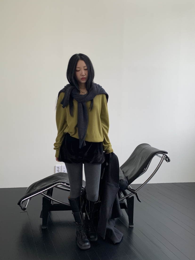 MURMUR東大門㊣實拍女裝新品時尚真品人氣推薦職業短褲天鵝絨MURMUR短褲