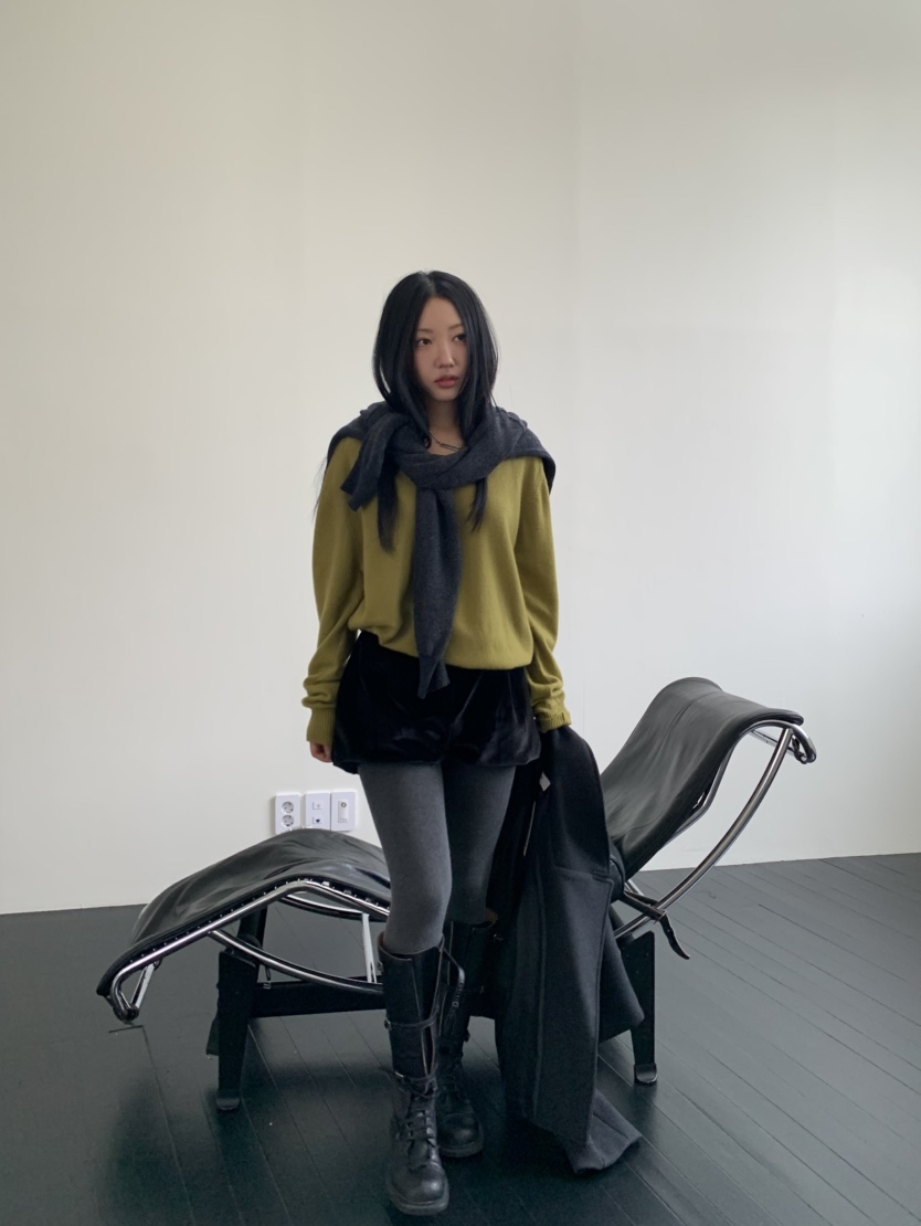 MURMUR東大門㊣實拍女裝新品時尚真品人氣推薦職業短褲天鵝絨MURMUR短褲