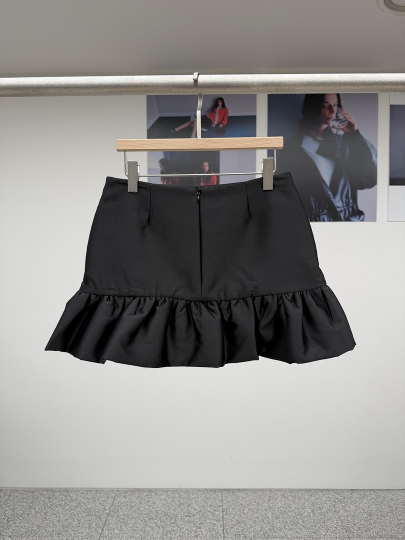 MADE-P東大門㊣直郵女士新品25秋冬人氣真品推薦時尚休閑短裙MADE-P短裙