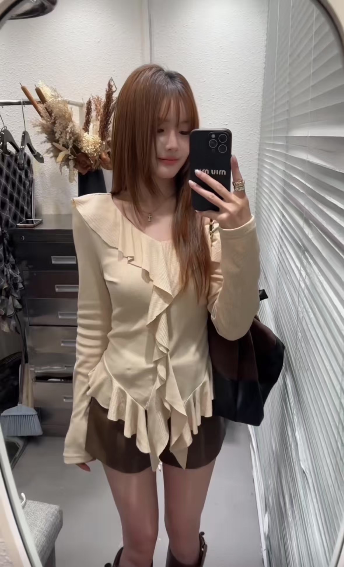 바츠東大門㊣直郵女士新款休閑職業時尚熱賣推薦25秋冬長袖T恤Vatz長袖T恤