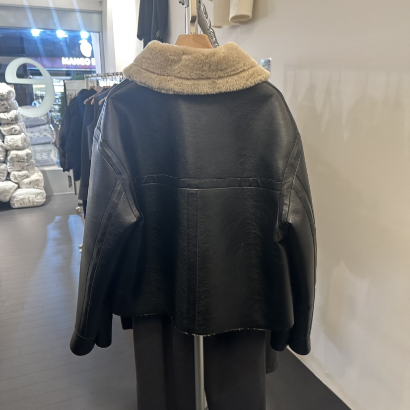 EGG韓國代購㊣女裝新品時尚推薦職業熱賣休閑人氣25秋冬短款大衣EGG短款大衣