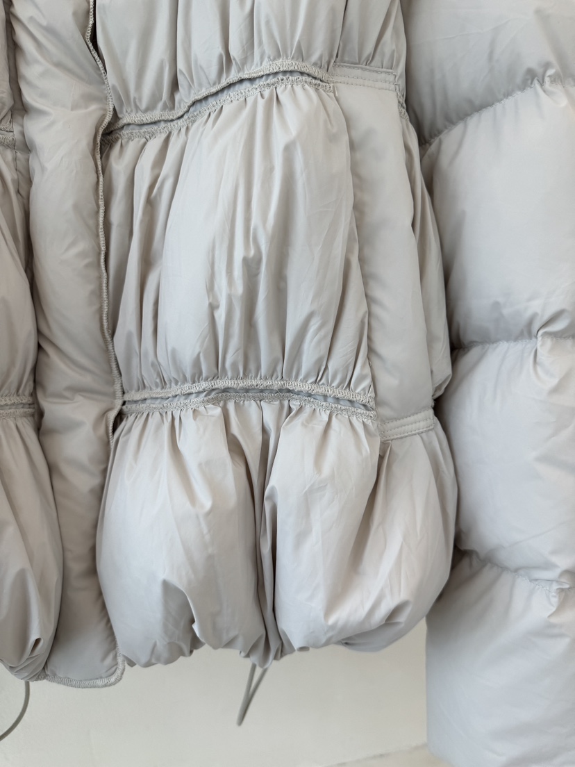 LAUNDRY東大門㊣代購女裝新款25秋冬短款羽絨服填充褶皺鴨絨LAUNDRY短款羽絨服