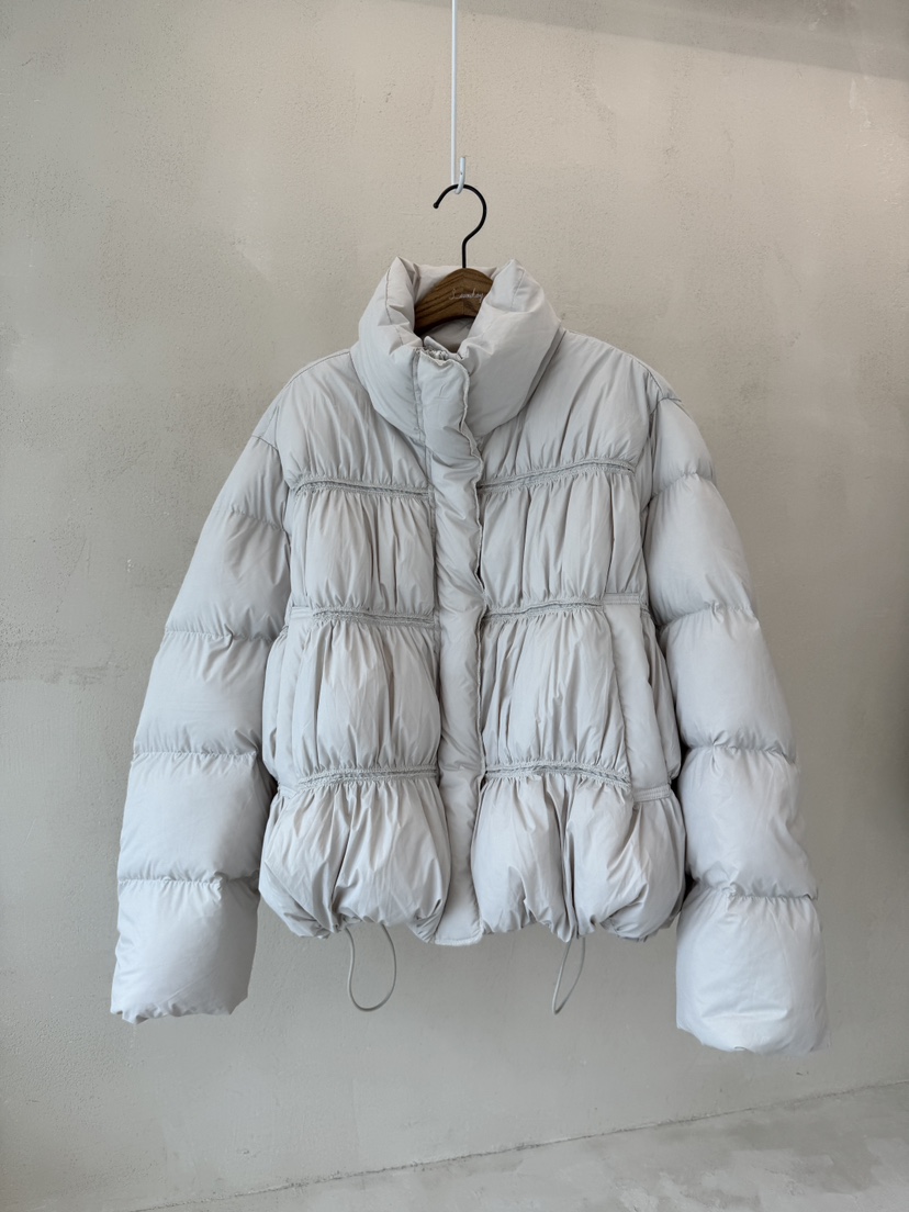 LAUNDRY東大門㊣代購女裝新款25秋冬短款羽絨服填充褶皺鴨絨LAUNDRY短款羽絨服