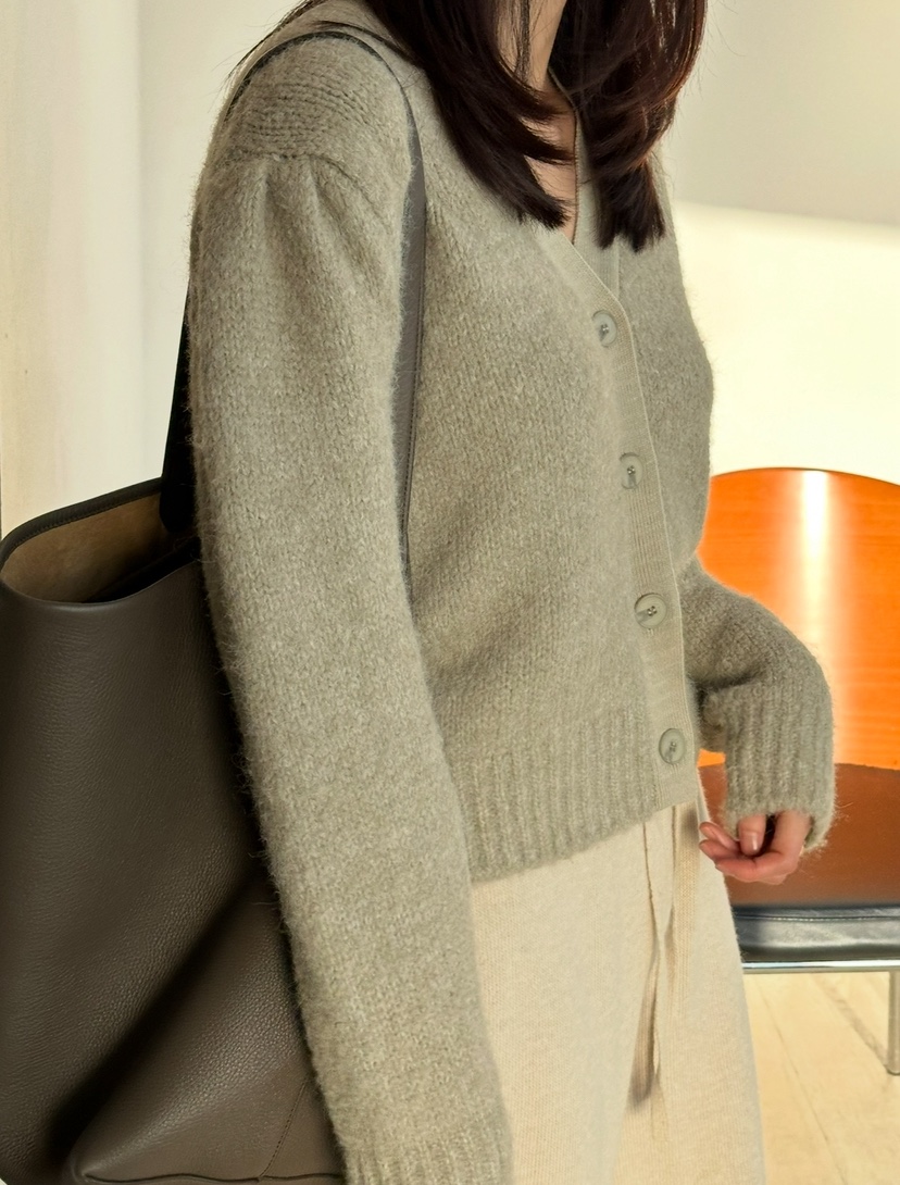 LE VASE東大門㊣直郵女裝新款熱賣25秋冬人氣真品時尚針織衫LE VASE針織衫