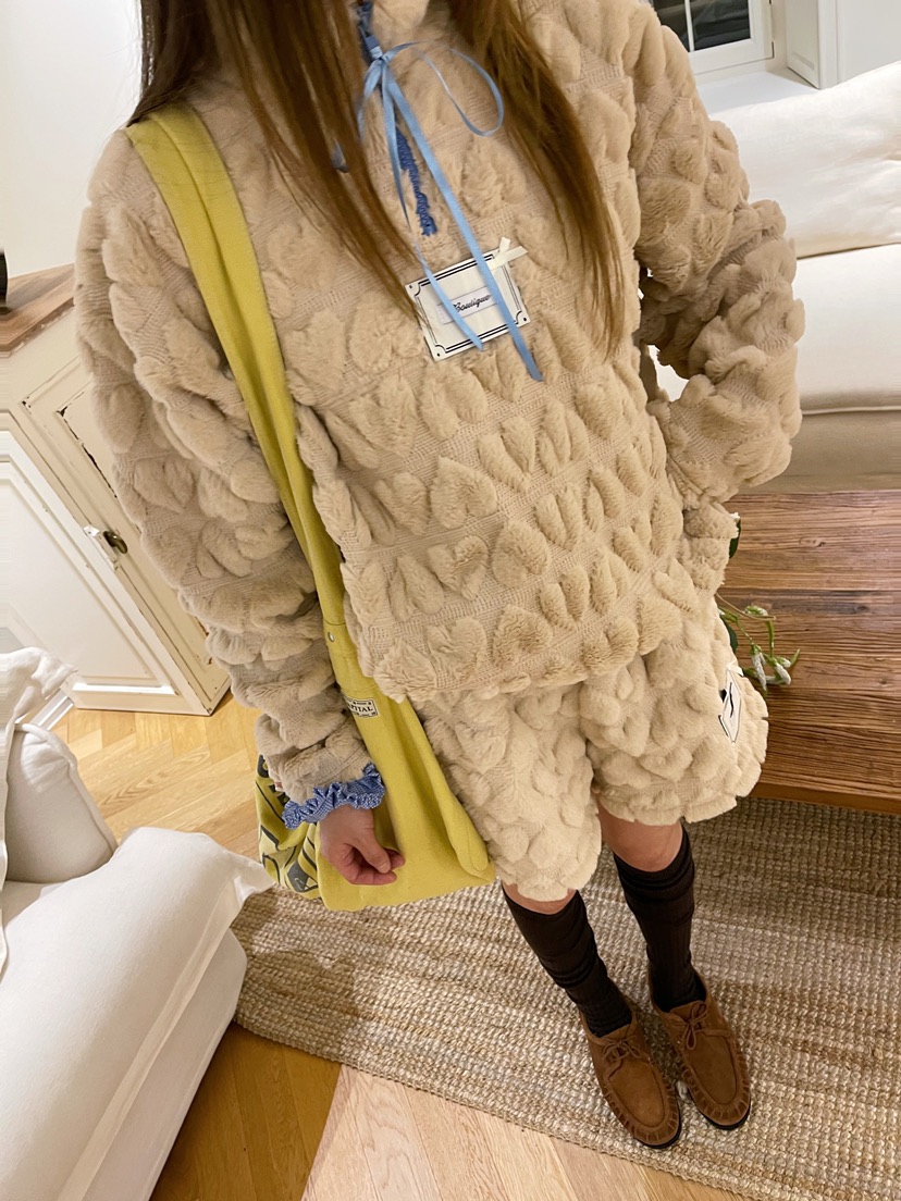 BOUTIQUE-L東大門㊣實拍女士新品真品熱賣25秋冬時尚休閑衛衣BOUTIQUE-L衛衣