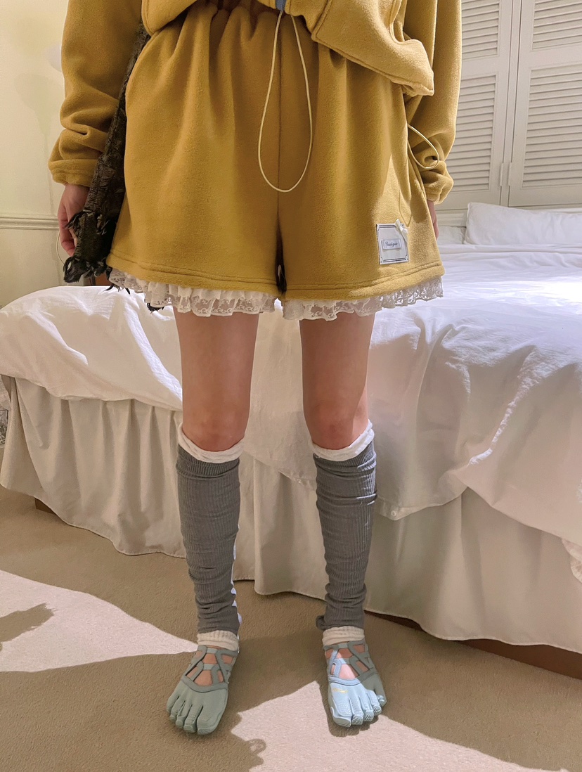 BOUTIQUE-L東大門㊣代購女士新款25秋冬休閑時尚熱賣真品短褲BOUTIQUE-L短褲圖色2