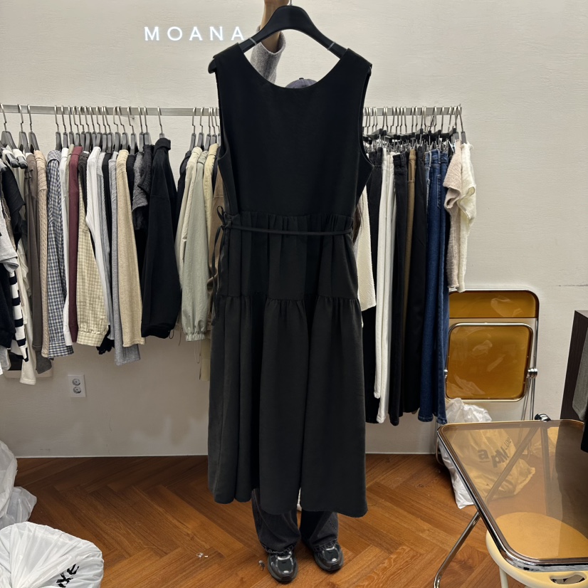 MOANA東大門㊣實拍女裝新款25秋冬職業真品人氣推薦休閑連衣裙MOANA連衣裙圖色2