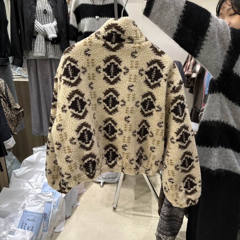 MELO東大門㊣直郵女裝新品時尚熱賣人氣休閑真品夾克羊毛拉鏈MELO夾克