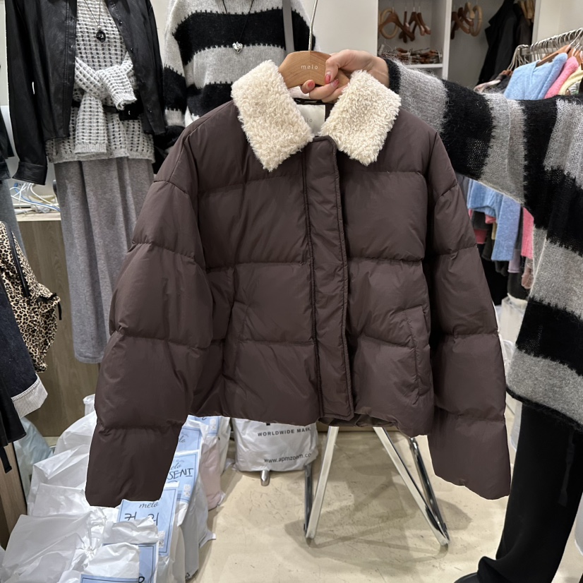 MELO韓國代購㊣女士新品人氣休閑推薦熱賣短款羽絨服填充鴨絨MELO短款羽絨服圖色2