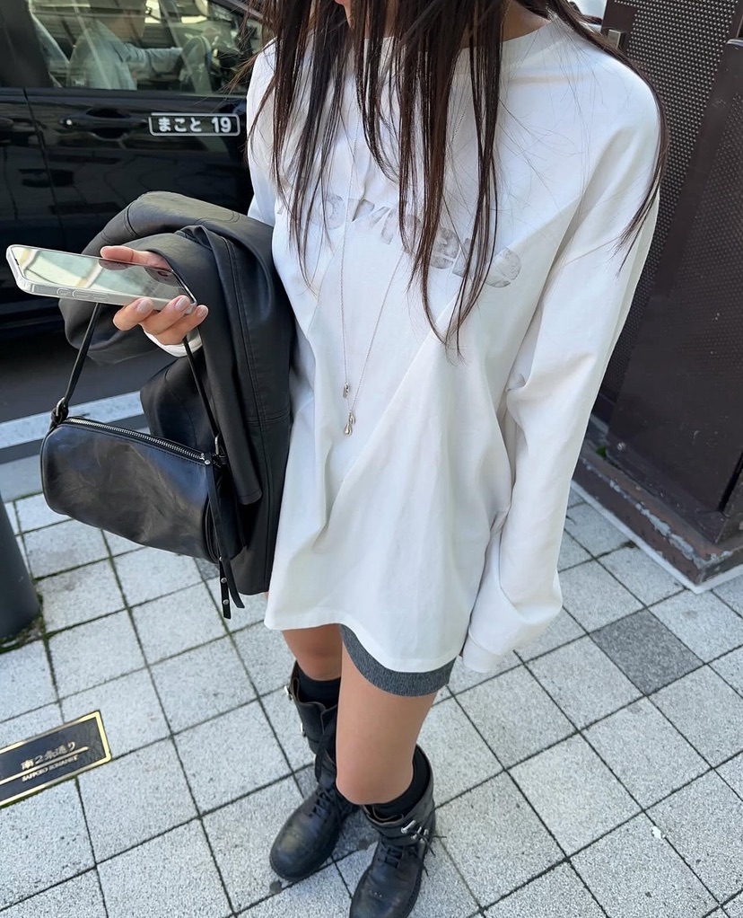 ACME韓國直郵㊣女士新品熱賣推薦人氣休閑職業25秋冬長袖T恤ACME長袖T恤