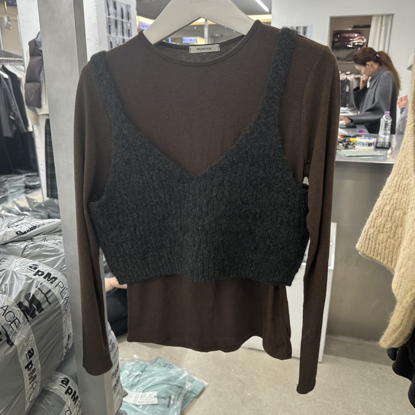 HELVETICA東大門㊣直郵女士新品休閑熱賣人氣吊帶背心不含內搭HELVETICA吊帶/背心圖色4墨色