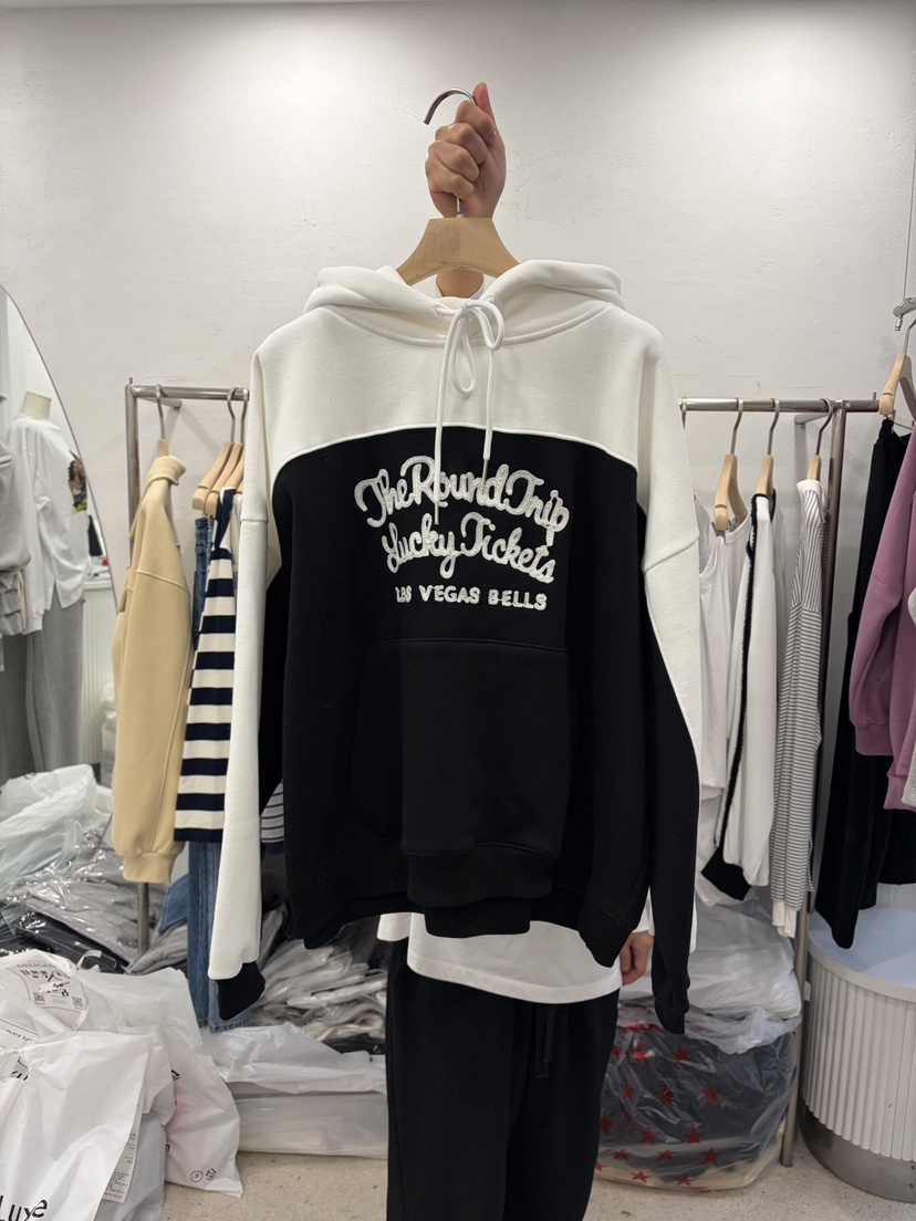 DELICATE東大門㊣代購女士新品人氣25秋冬熱賣職業真品衛衣DELICATE衛衣圖色2