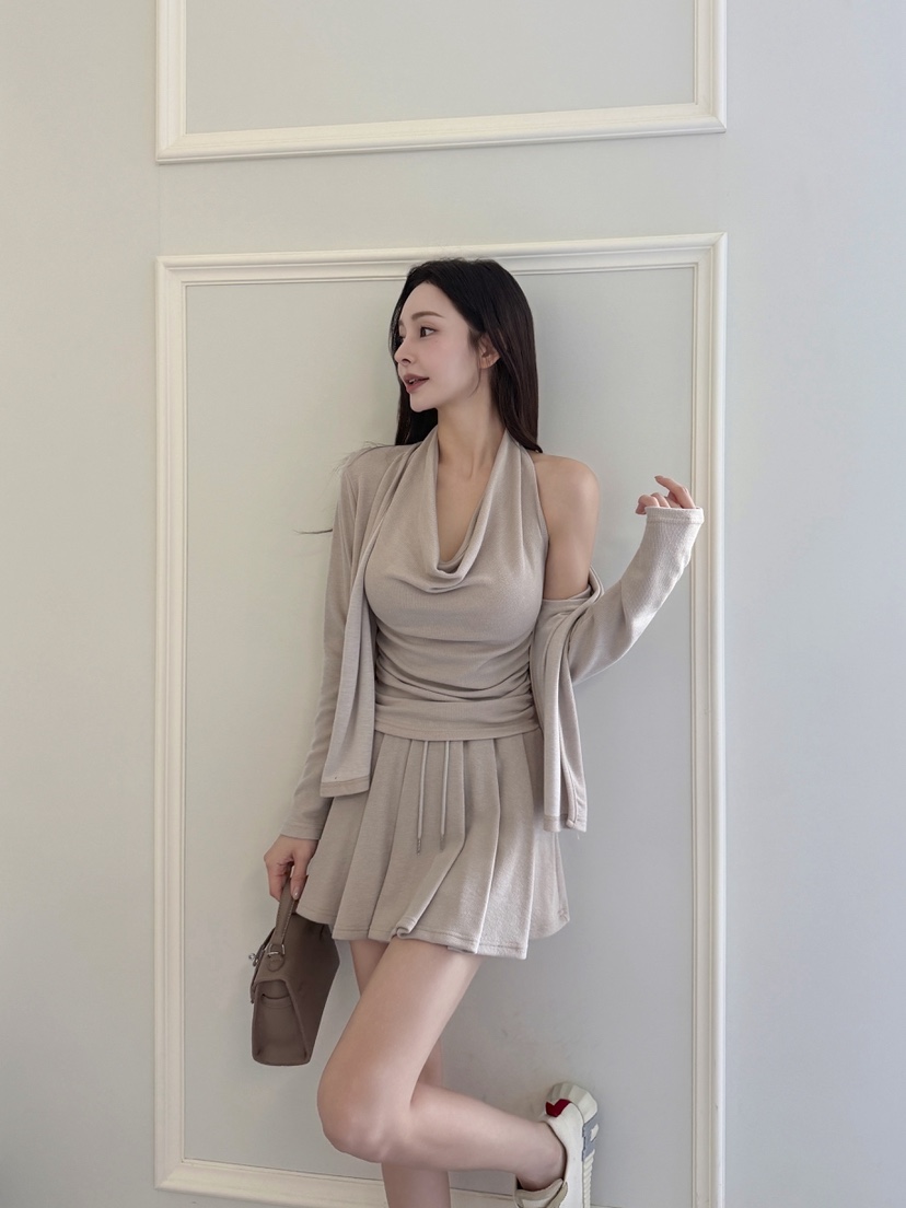 CLOTH東大門㊣實拍女裝新款職業人氣真品套裝百褶套裝褶裙褶皺CLOTH套裝