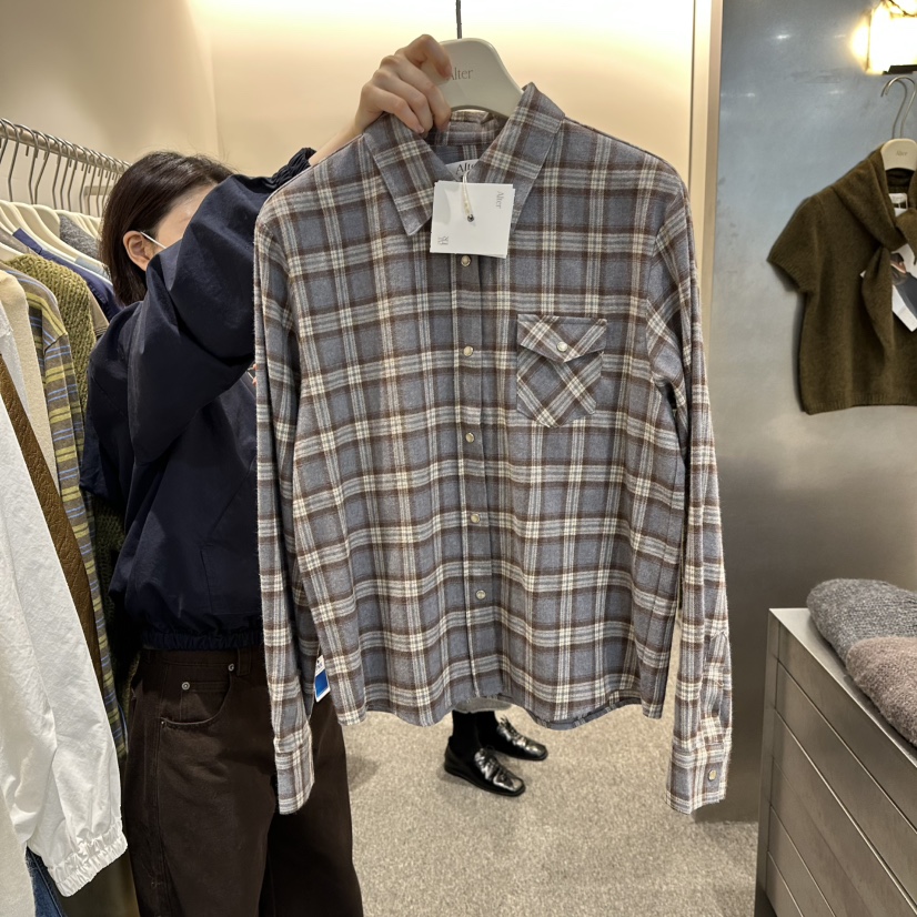 ALTER東大門㊣直郵女士新品時尚真品25秋冬休閑襯衫蕾絲衫格紋Alter襯衫/蕾絲衫圖色2