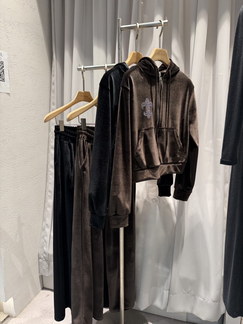 CLOTH韓國代購㊣女士新款人氣夾克天鵝絨連帽拉鏈連帽拉鏈衫CLOTH夾克