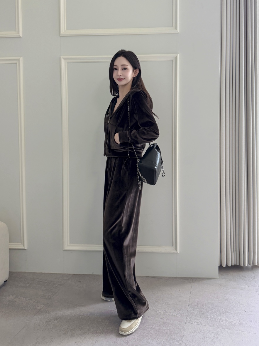 CLOTH韓國代購㊣女士新款人氣夾克天鵝絨連帽拉鏈連帽拉鏈衫CLOTH夾克