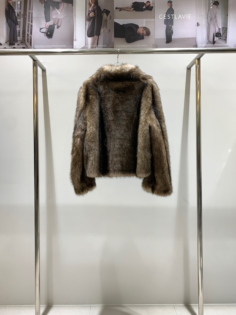 CESTLAVIE東大門㊣直郵女士新品真品時尚熱賣職業夾克皮草羅紋CESTLAVIE夾克