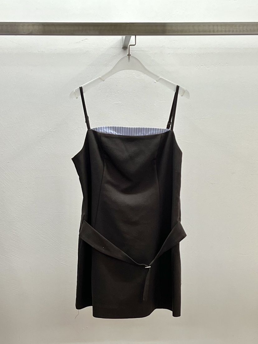 WEARABLE-L韓國直郵㊣女裝新品時尚熱賣推薦人氣休閑連衣裙WEARABLE連衣裙