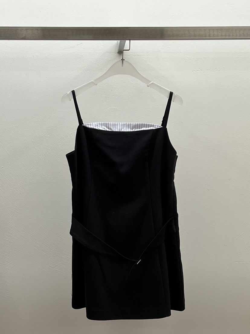 WEARABLE-L韓國直郵㊣女裝新品時尚熱賣推薦人氣休閑連衣裙WEARABLE連衣裙圖色2黑