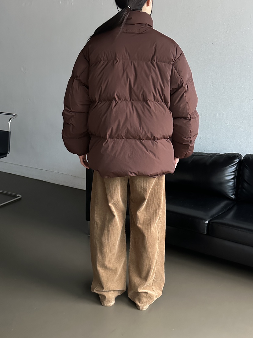 MOVENNE東大門㊣代購女裝新款推薦真品人氣熱賣職業短款羽絨服MOVENNE短款羽絨服