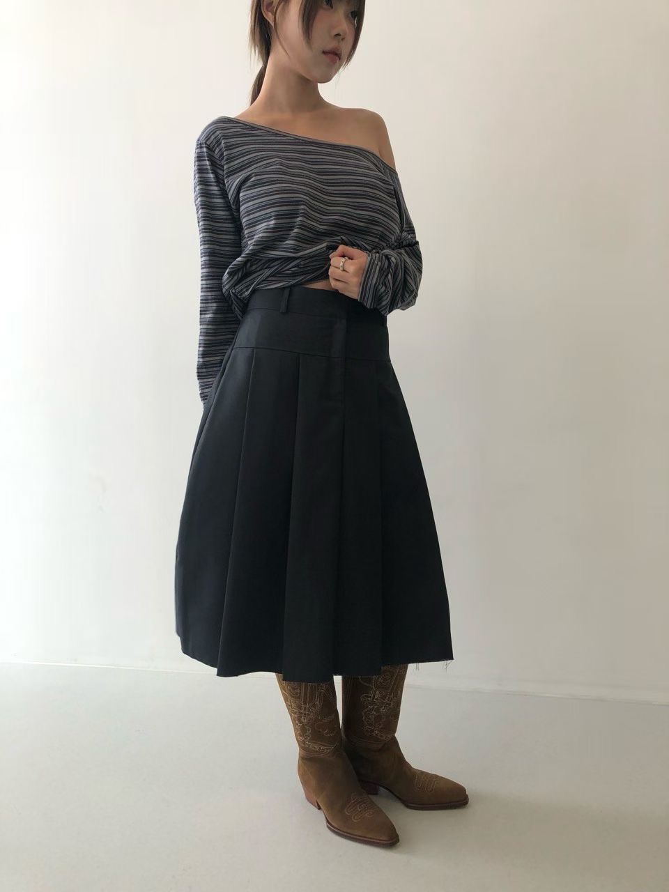 VIVID韓國代購㊣女裝新品熱賣真品25秋冬時尚推薦職業休閑長裙VIVID長裙圖色2