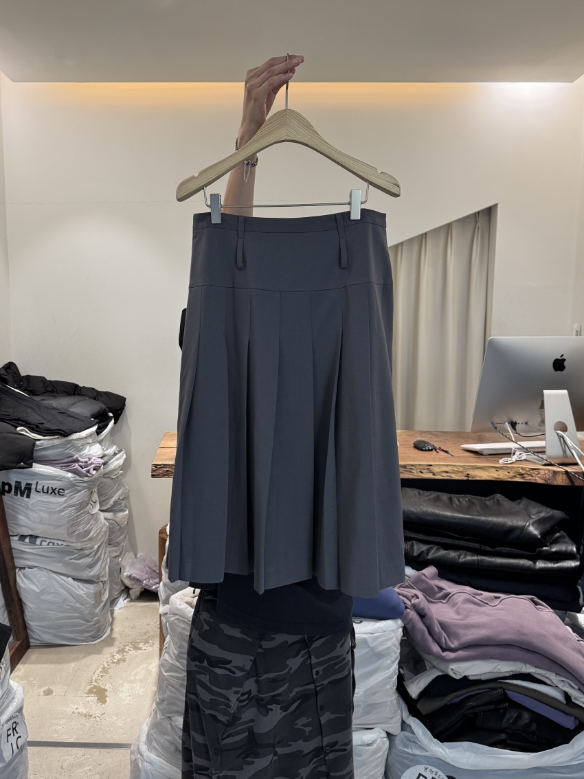 FRIC韓國代購㊣女裝新品休閑人氣職業半身裙中短裙拉鏈褶皺FRIC半身裙/中短裙