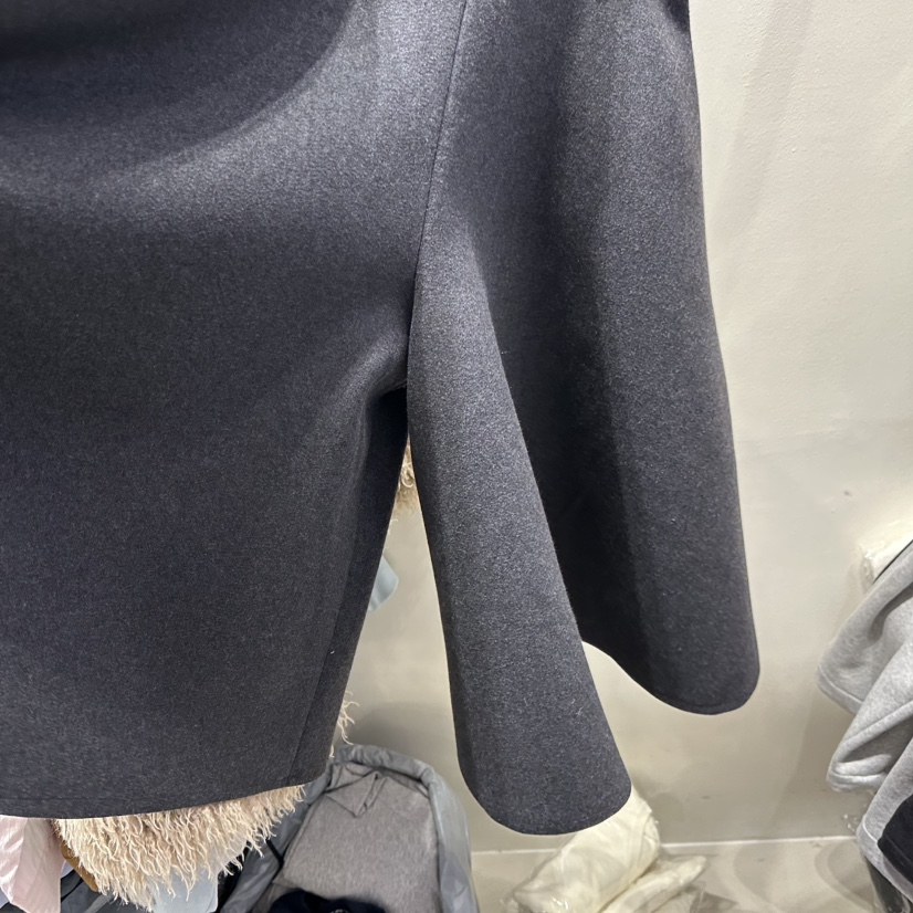 OUTFIT東大門㊣代購女裝新品推薦25秋冬休閑職業時尚熱賣短褲OUTFIT短褲