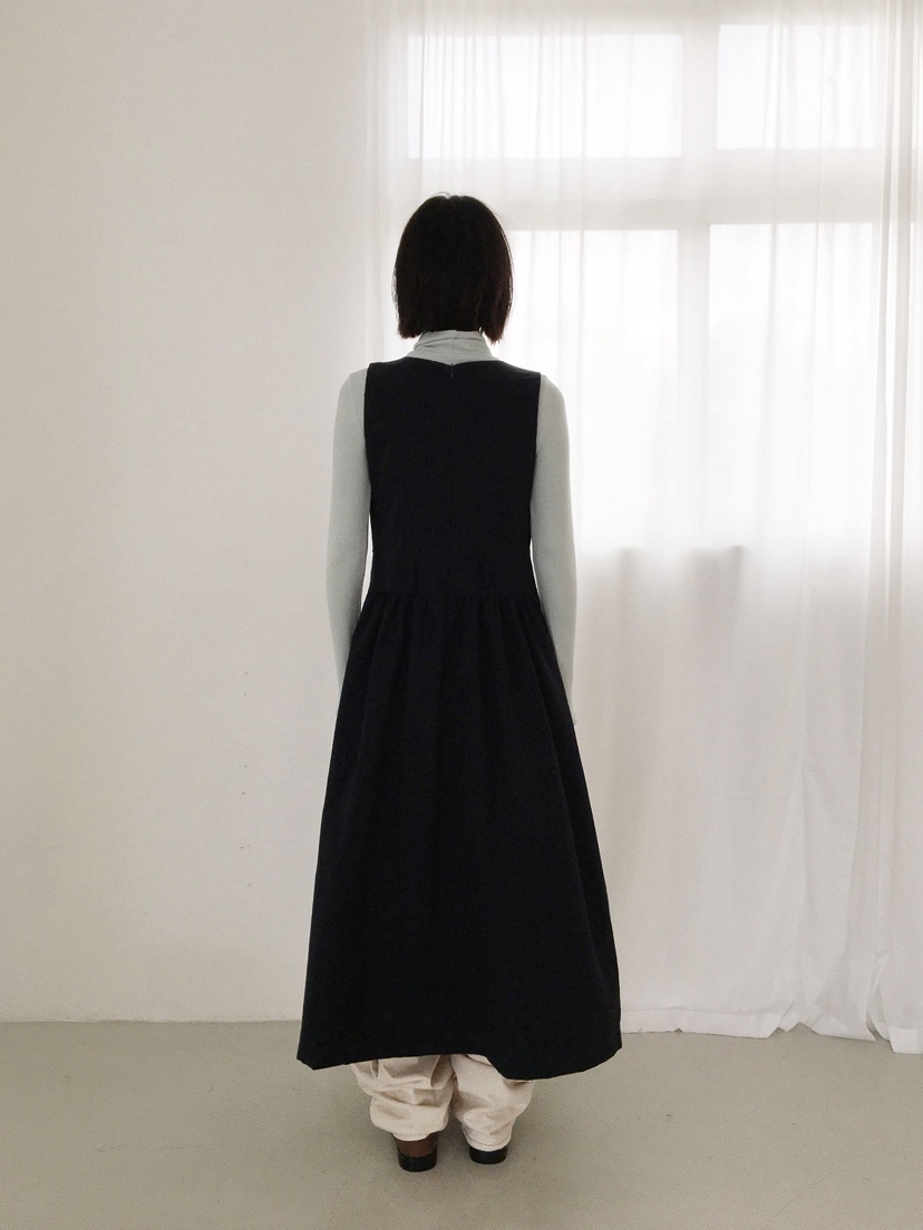 CCW東大門㊣實拍女士新款熱賣推薦真品時尚25秋冬連衣裙含腰帶CCW--NYUNYU連衣裙