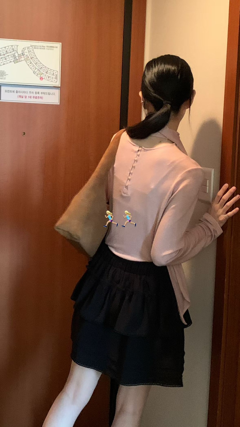 OVER RICH東大門㊣代購女士新款推薦真品時尚熱賣長袖T恤圍巾OVER RICH長袖T恤