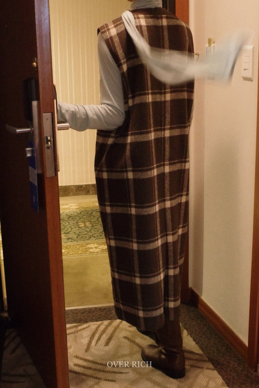 OVER RICH東大門㊣直郵女士新款推薦人氣職業25秋冬連衣裙OVER RICH連衣裙