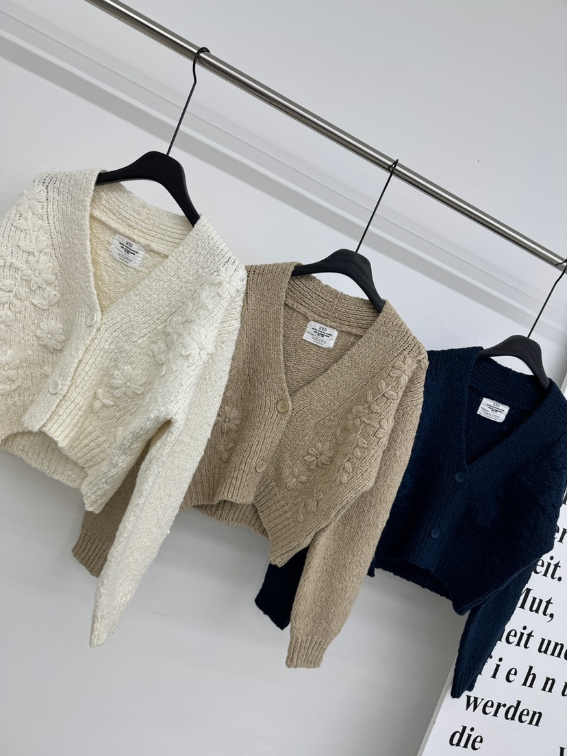 RED-A東大門㊣代購女士新品休閑推薦時尚毛衣手工刺繡開衫RED-A毛衣