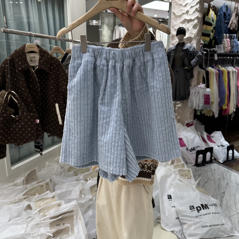OURMOMENT東大門㊣代購女士新品休閑時尚25秋冬真品短褲燈芯絨OURMOMENT短褲圖色3