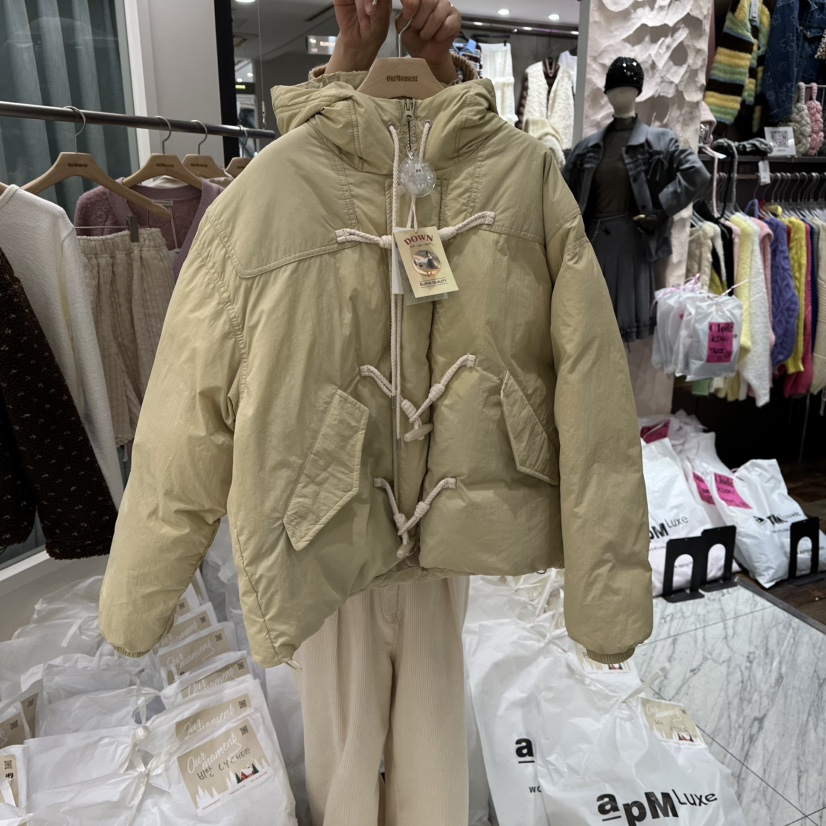 OURMOMENT韓國直郵㊣女裝新款時尚休閑推薦熱賣短款羽絨服填充OURMOMENT短款羽絨服圖色2