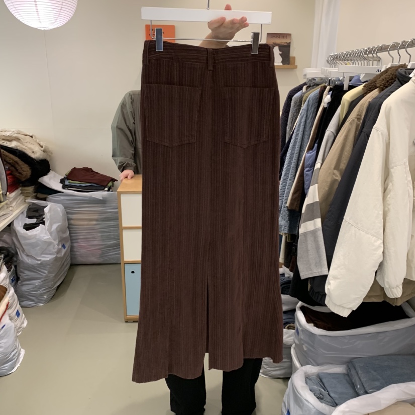 ARE東大門㊣實拍女士新款25秋冬熱賣真品時尚休閑長裙燈心絨ARE YOU/ARE長裙
