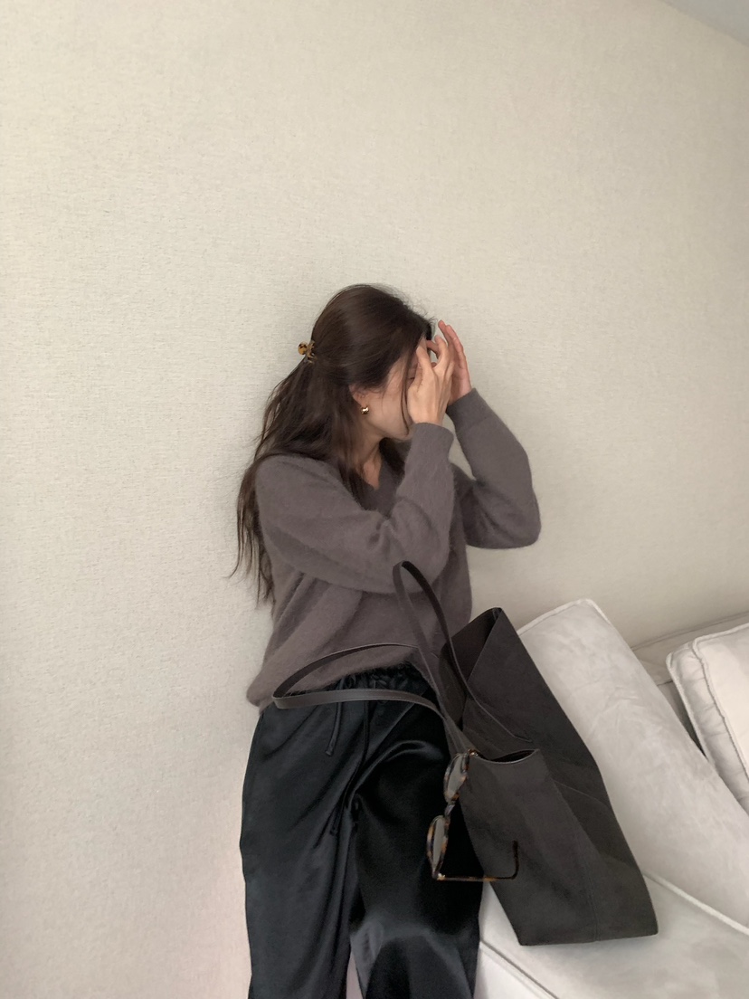 BLEECKER東大門㊣直郵女裝新款職業25秋冬熱賣人氣推薦針織衫BLEECKER針織衫