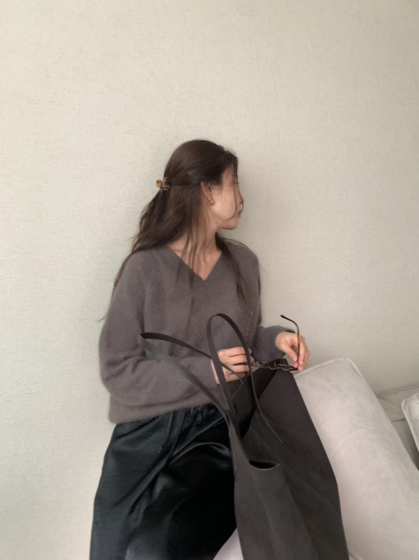 BLEECKER東大門㊣直郵女裝新款職業25秋冬熱賣人氣推薦針織衫BLEECKER針織衫