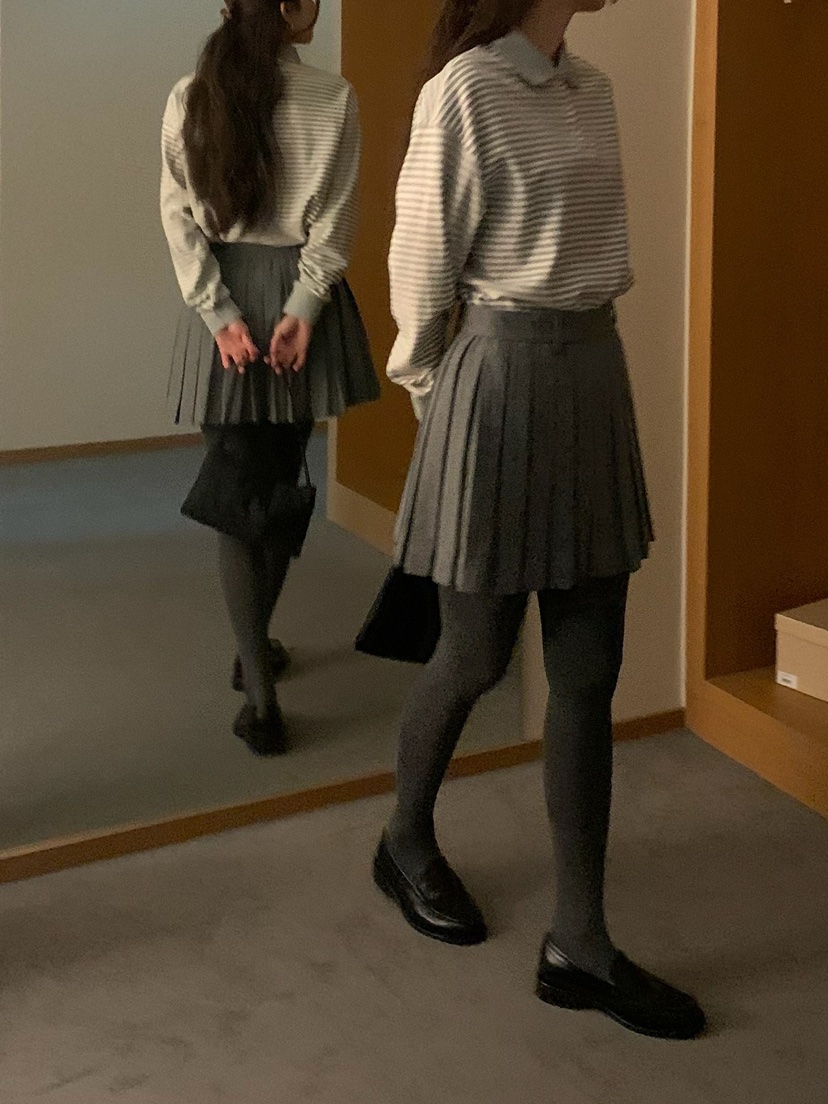 BLEECKER韓國直郵㊣女裝新品人氣時尚真品25秋冬熱賣長袖T恤BLEECKER長袖T恤