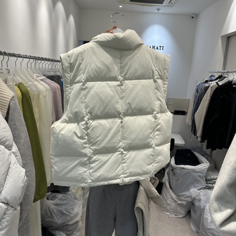 BAHATI韓國代購㊣女士新品人氣休閑時尚熱賣推薦馬甲填充鴨絨BAHATI馬甲