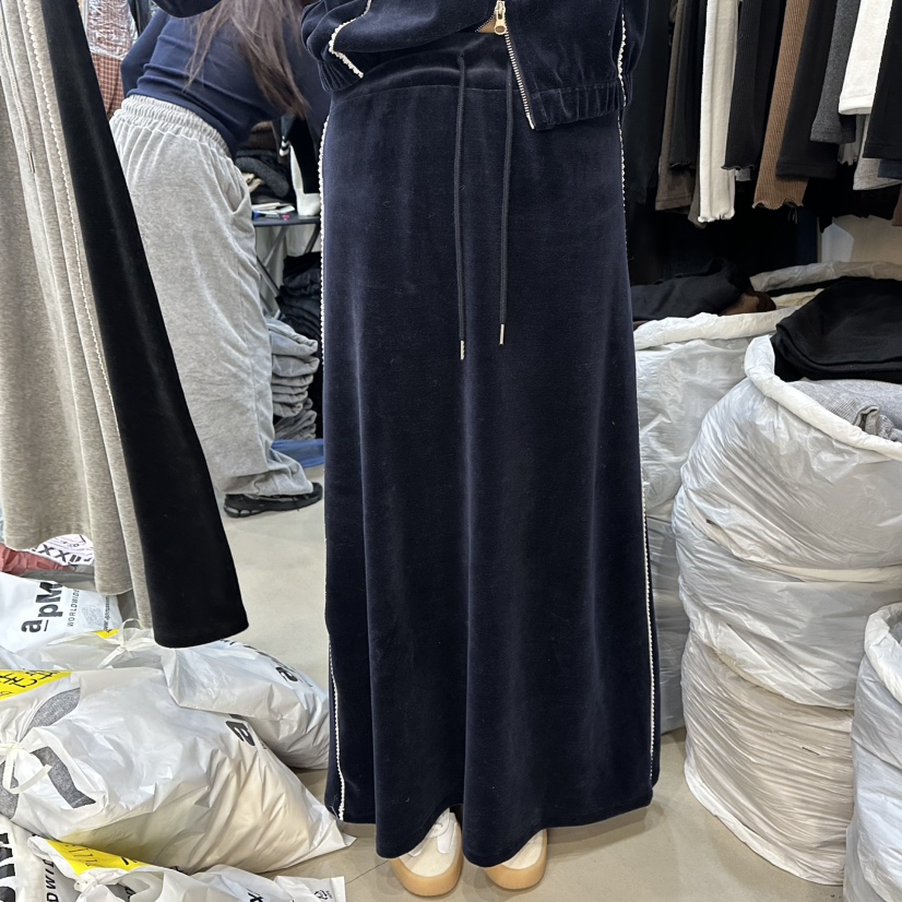 BILLION-L東大門㊣實拍女裝新品真品人氣職業熱賣25秋冬長裙BILLION-L長裙圖色2深藍色