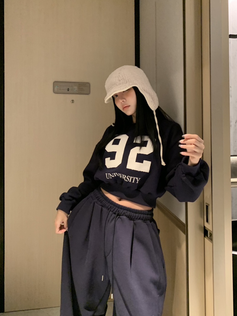 BADCALM韓國直郵㊣女士新款真品推薦熱賣休閑25秋冬職業衛衣BADCALM衛衣
