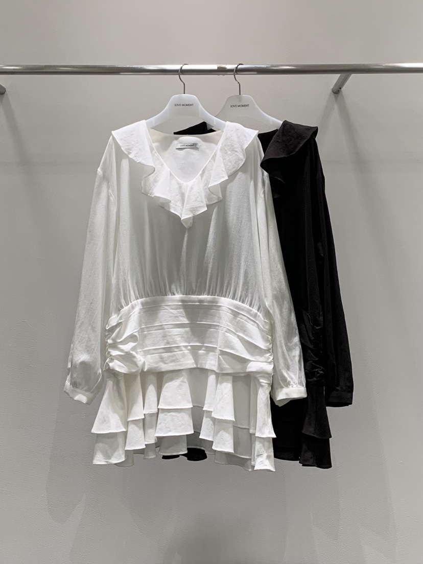 LOVE MOMENT韓國代購㊣女士新品25秋冬職業真品人氣連衣裙LOVE MOMENT連衣裙