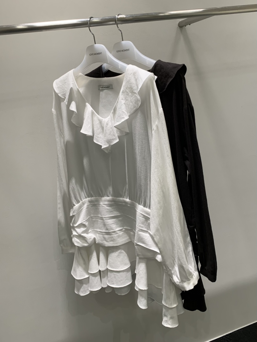 LOVE MOMENT韓國代購㊣女士新品25秋冬職業真品人氣連衣裙LOVE MOMENT連衣裙