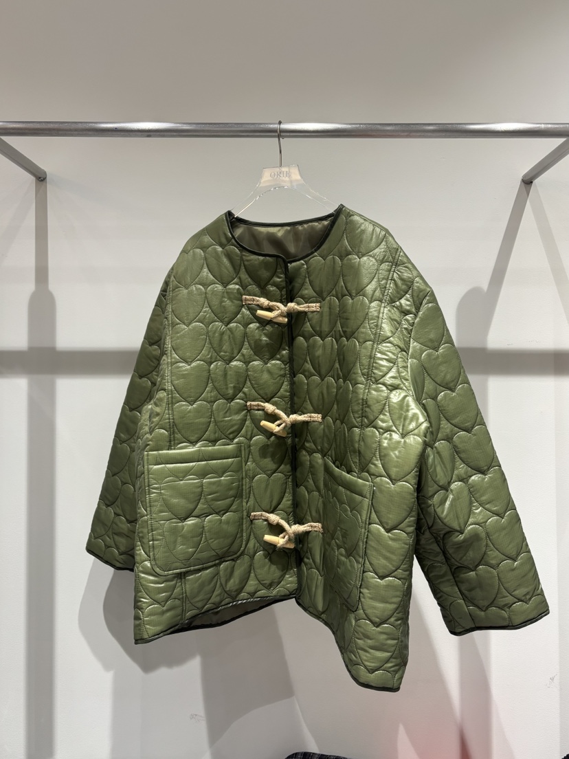 OKIE韓國代購㊣女裝新品休閑時尚真品熱賣推薦夾克心形絎縫OKIE夾克圖色1
