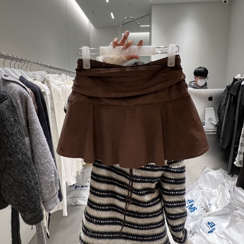 NUESE韓國代購㊣女裝新品推薦25秋冬人氣真品時尚短裙絨面革NUESE短裙