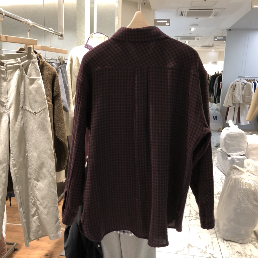 COMELY東大門㊣實拍女裝新品真品人氣職業時尚25秋冬襯衫蕾絲衫COMELY襯衫/蕾絲衫
