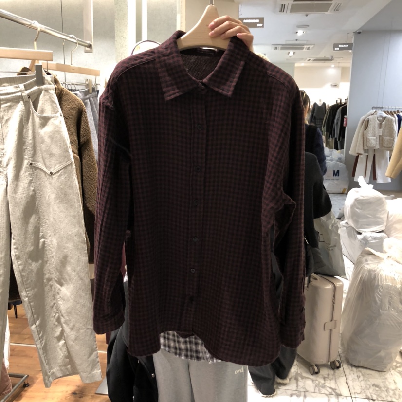 COMELY東大門㊣實拍女裝新品真品人氣職業時尚25秋冬襯衫蕾絲衫COMELY襯衫/蕾絲衫圖色2